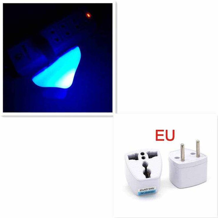 LED night light with EU and US plug, warm white light-control sensor, for bedroom and home decoration.